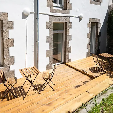 Independante Clapot Apartman Breszt