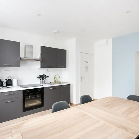 Independante Clapot Apartman Breszt